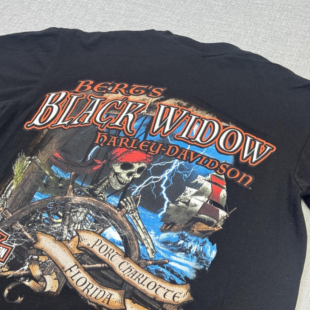Harley-Davidson T-Shirt Mens S Black Black Widow Pirate Graphic Crew Neck Cotton